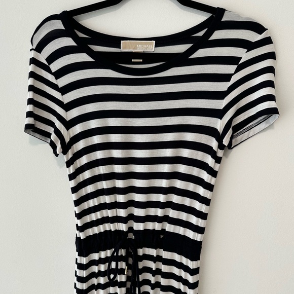 Michael Kors Striped Maxi Dress | XXS - M - Picture 3 of 5